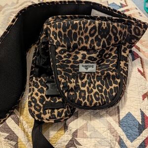 Baby must hip Carrier